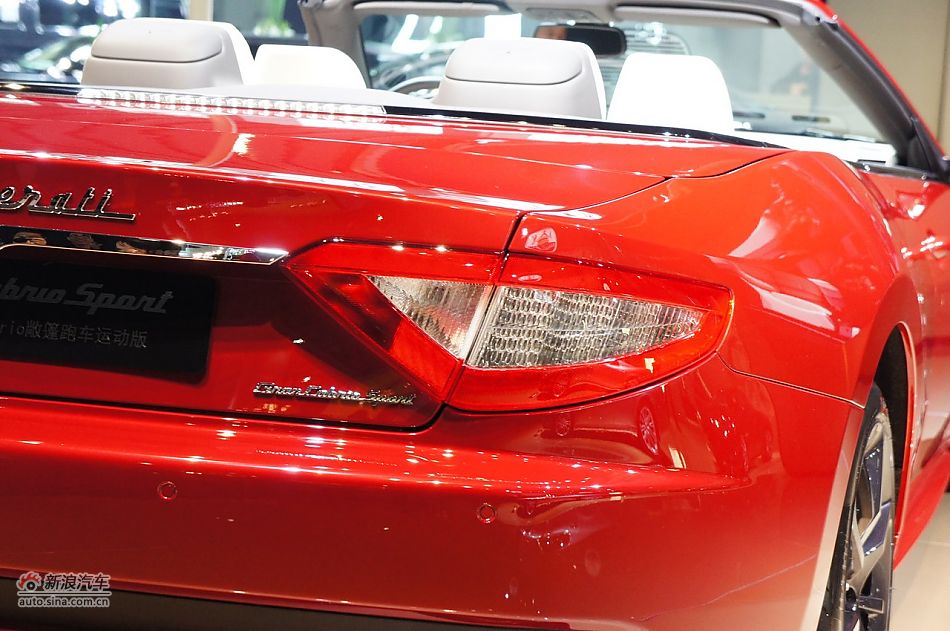 ɯGranCabrio Sport