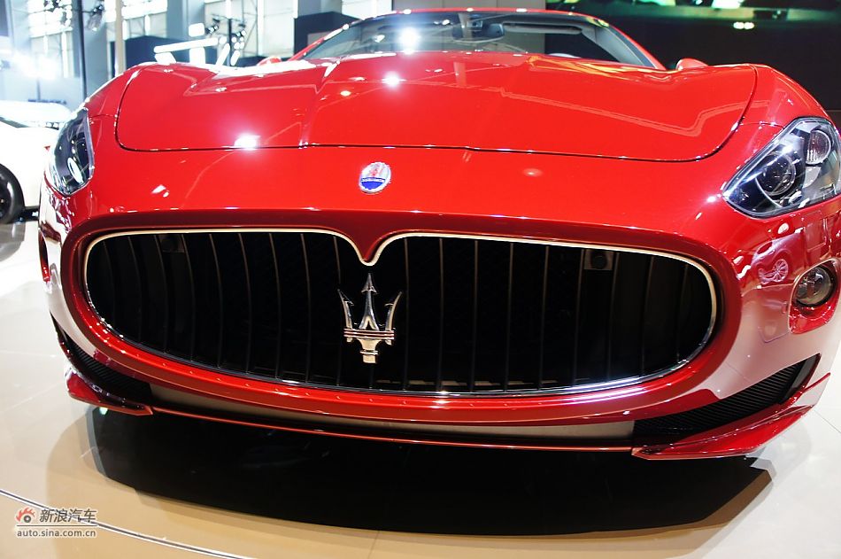 ɯGranCabrio Sport