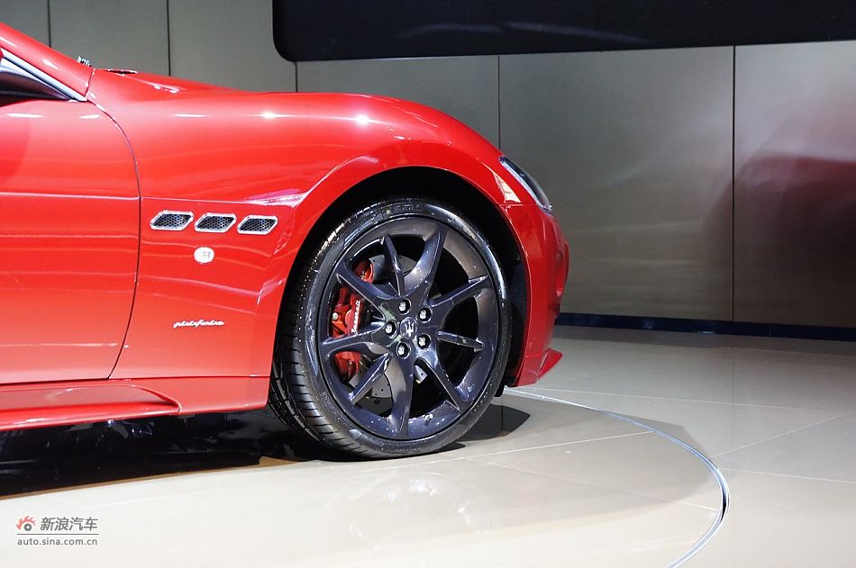 ɯGranCabrio Sport
