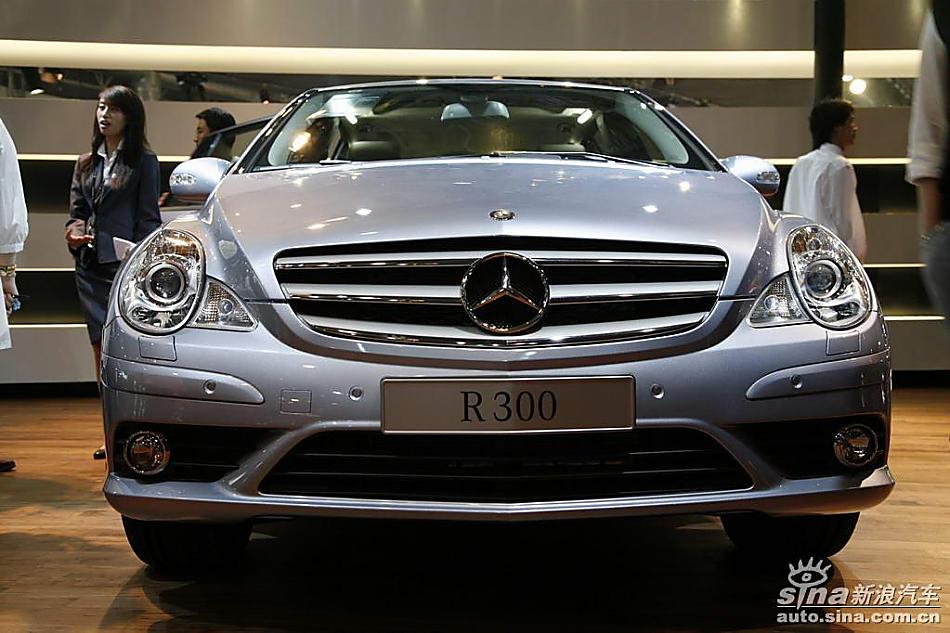 R300