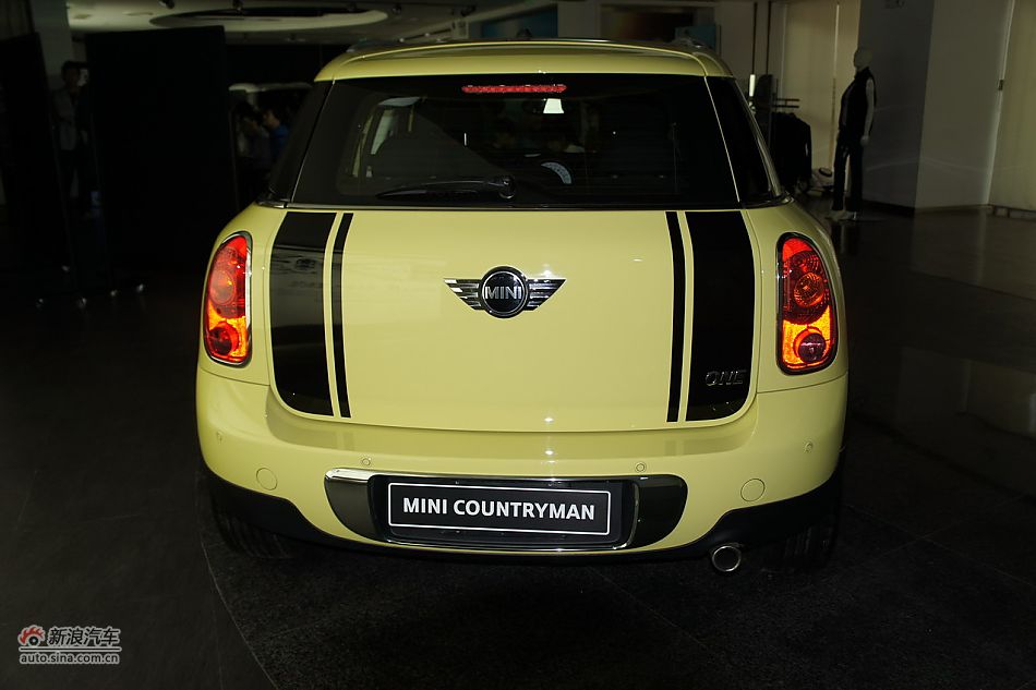 2011MINI ONE COUNTRYMAN