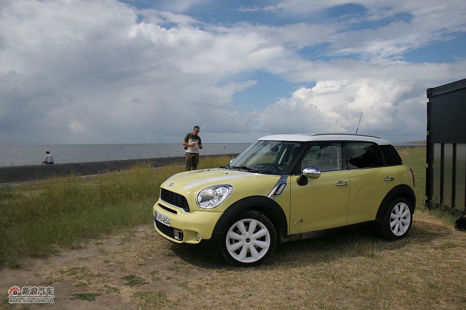 MINI Countrymanװ