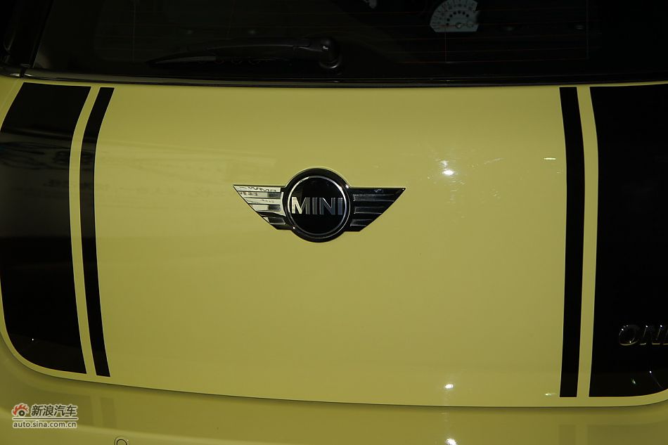 2011MINI ONE COUNTRYMAN