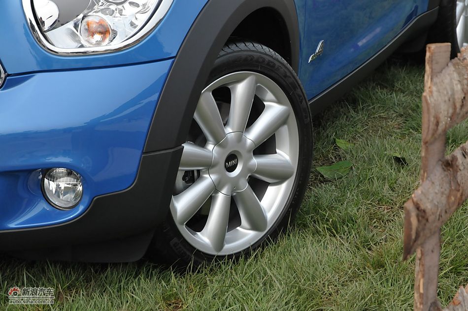 MINI Countrymanϸ