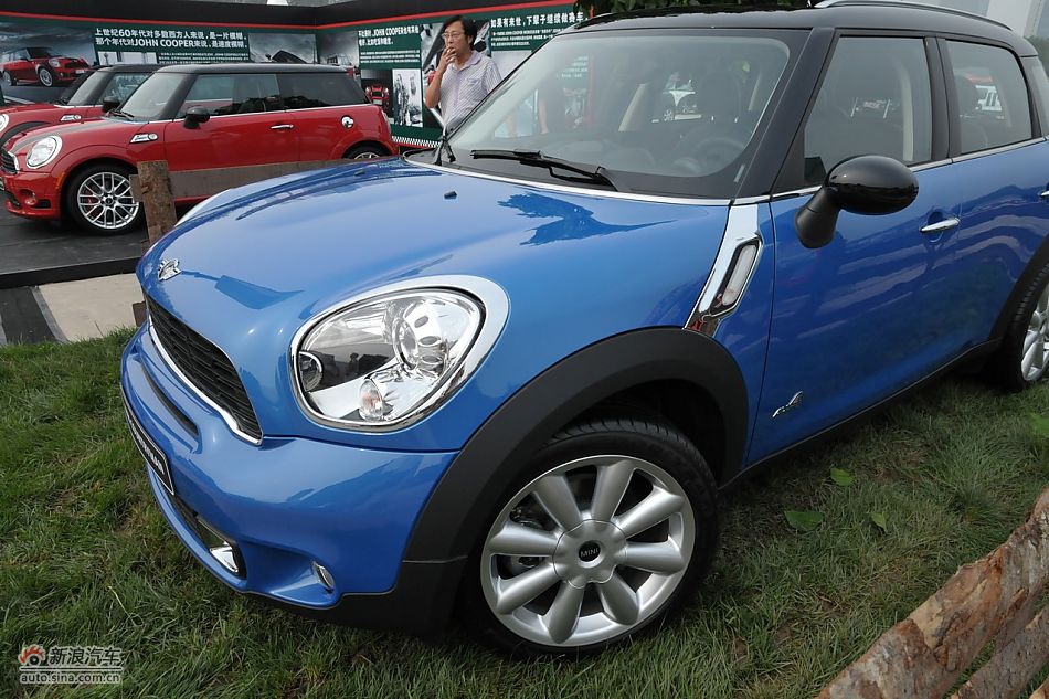 MINI Countrymanϸ