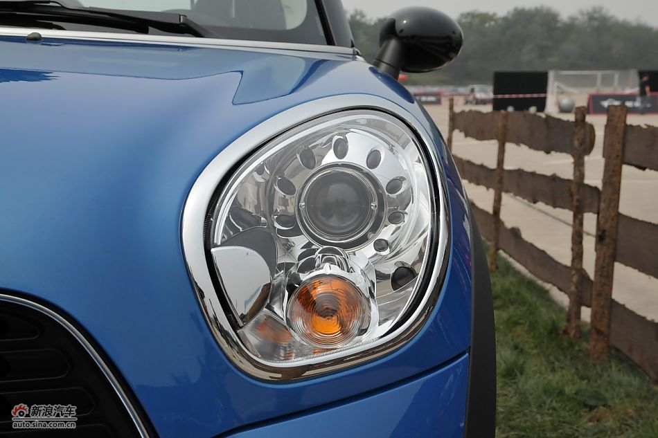 MINI Countrymanϸ