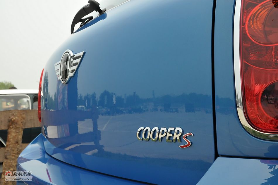 MINI Countrymanϸ