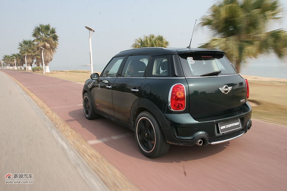 MINI COUNTRYMAN·̬