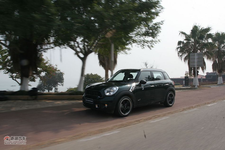 MINI COUNTRYMAN·̬