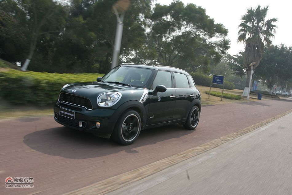 MINI COUNTRYMAN·̬