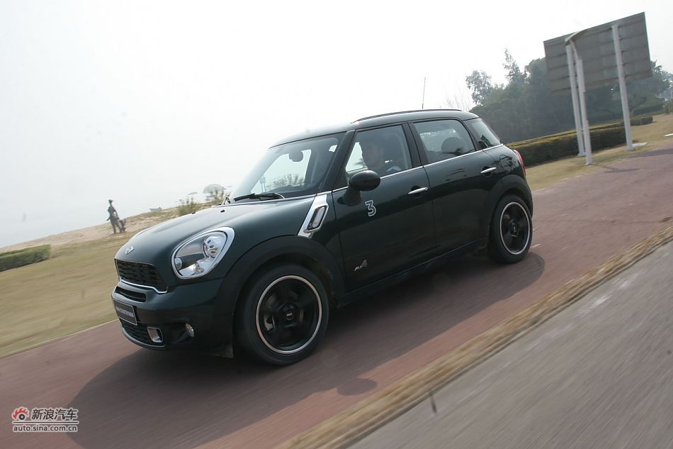 MINI COUNTRYMAN·̬