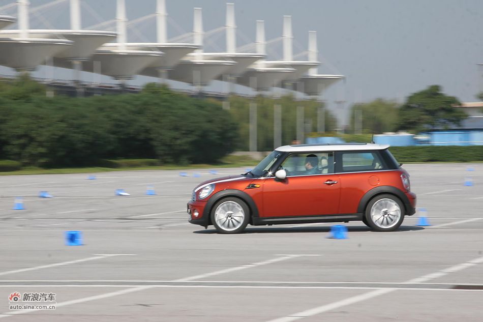 2011MINI Cooper̬