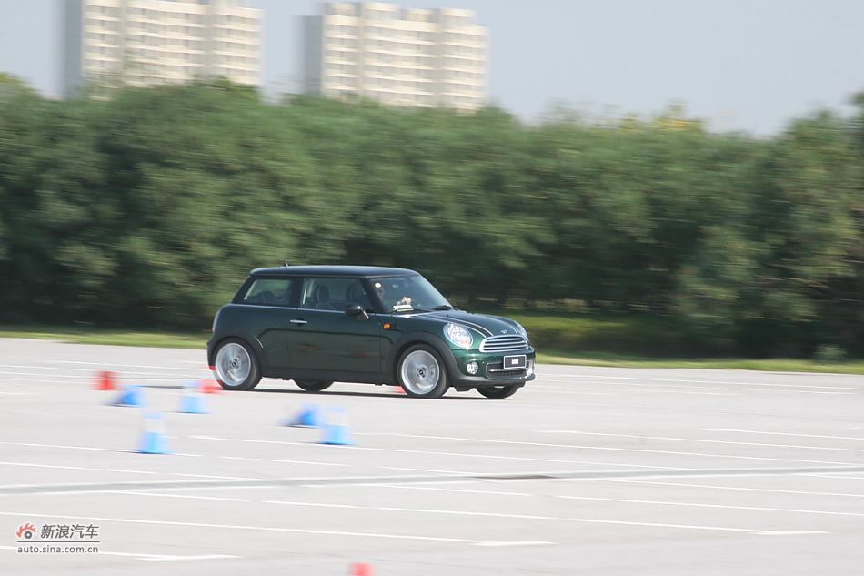 2011MINI Cooper̬