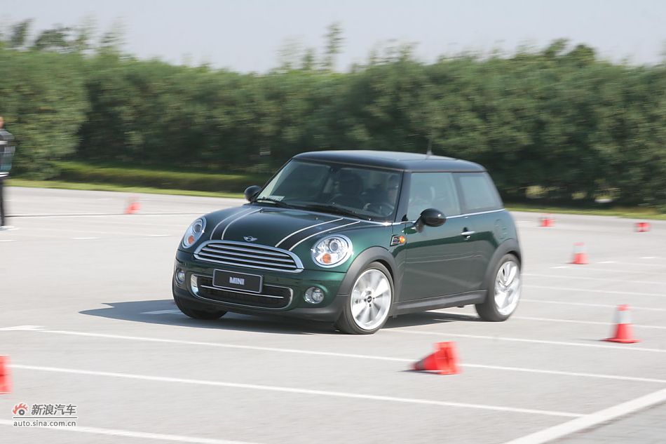 2011MINI Cooper̬