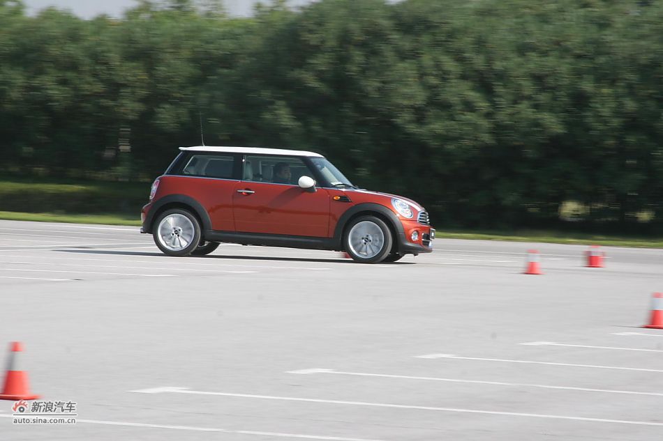 2011MINI Cooper̬