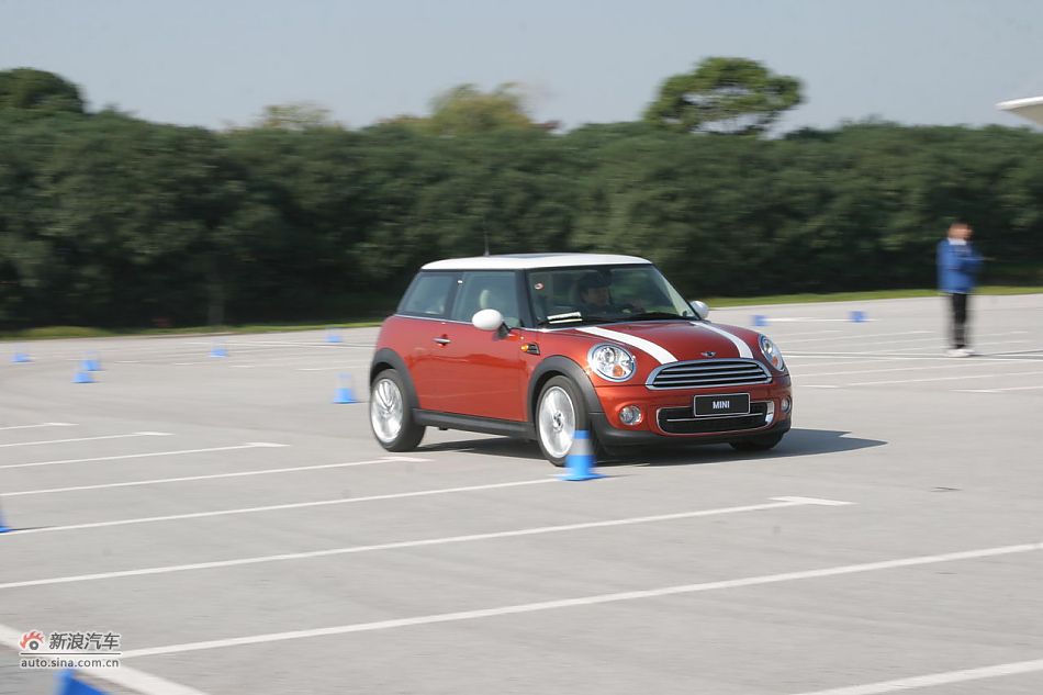 2011MINI Cooper̬