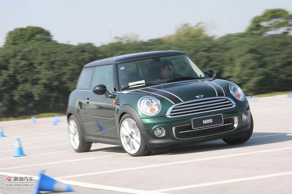 2011MINI Cooper̬