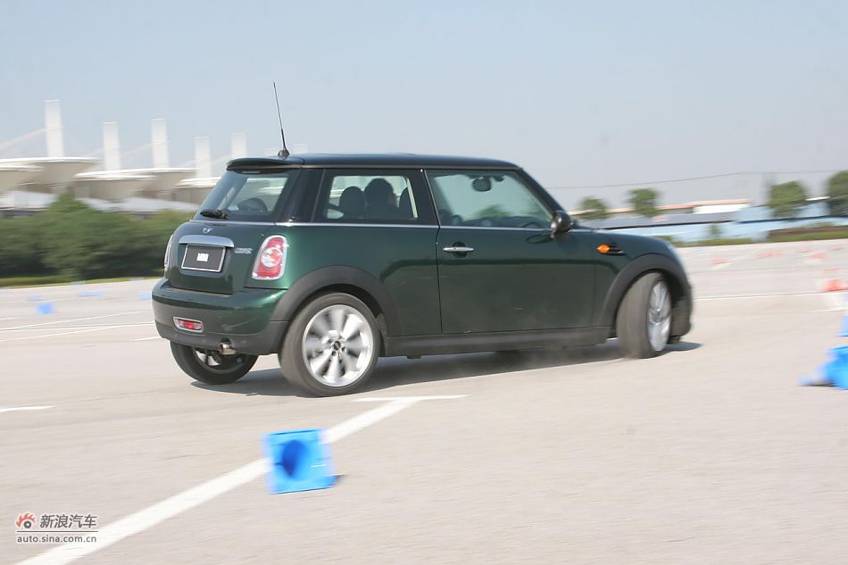 2011MINI Cooper̬