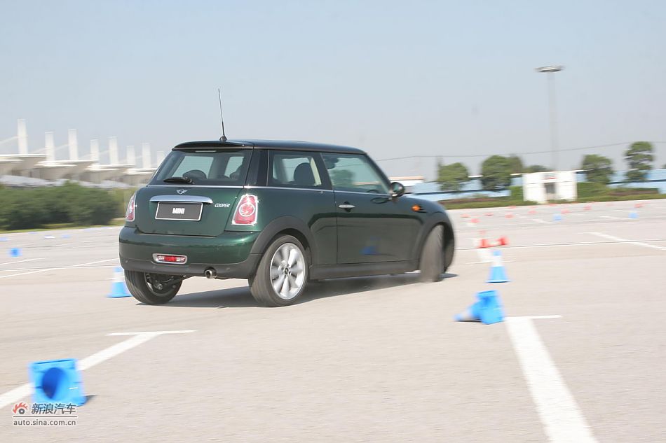 2011MINI Cooper̬