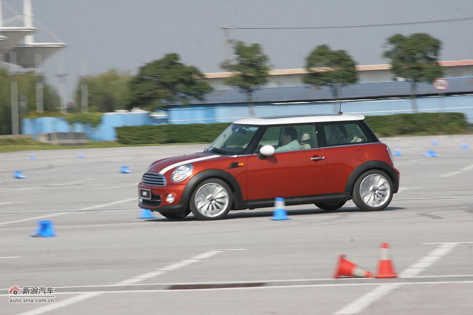 2011MINI Cooper̬