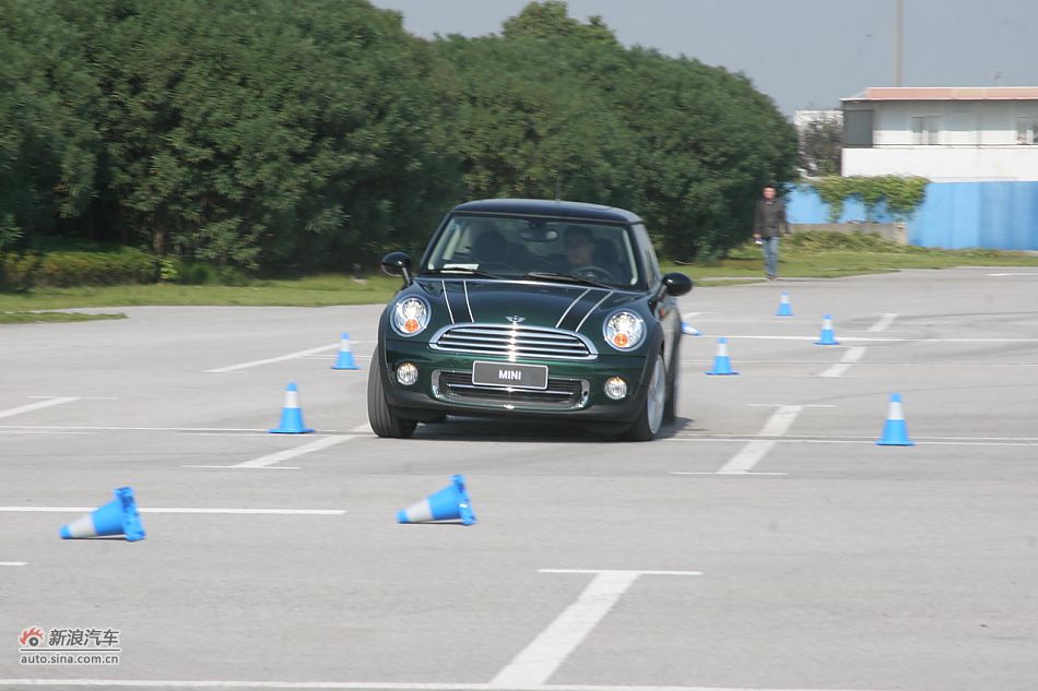 2011MINI Cooper̬