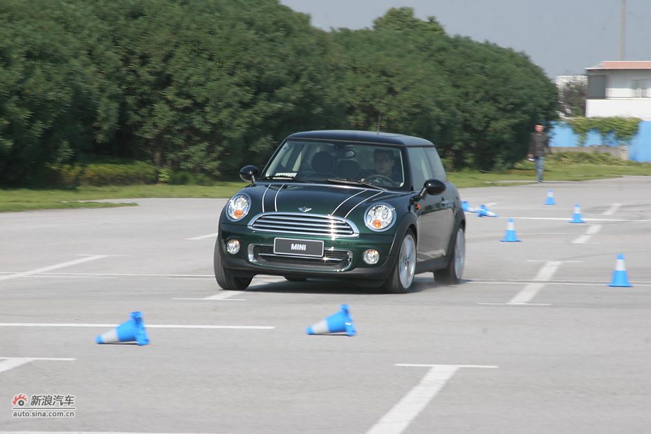 2011MINI Cooper̬