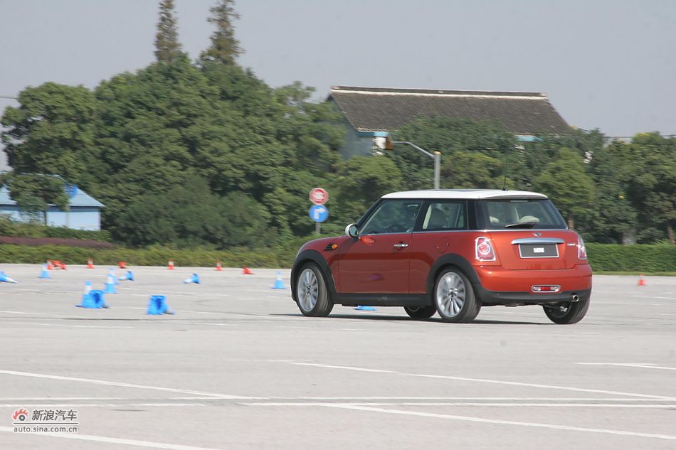 2011MINI Cooper̬