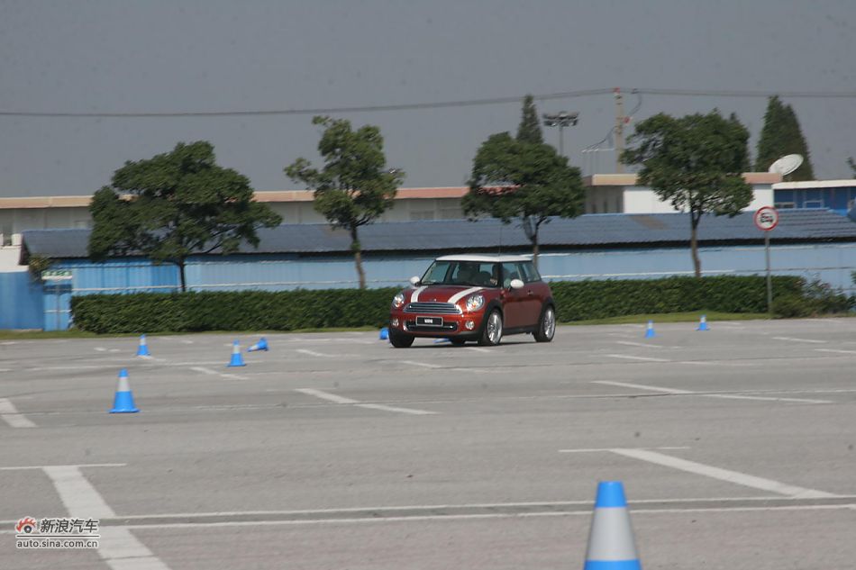 2011MINI Cooper̬