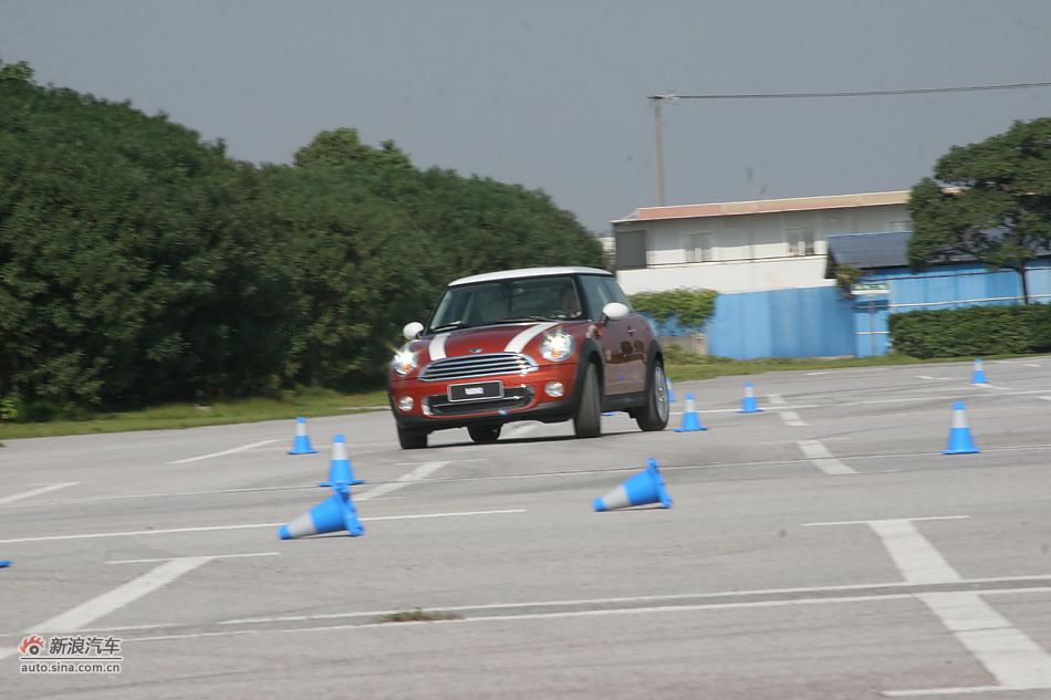 2011MINI Cooper̬
