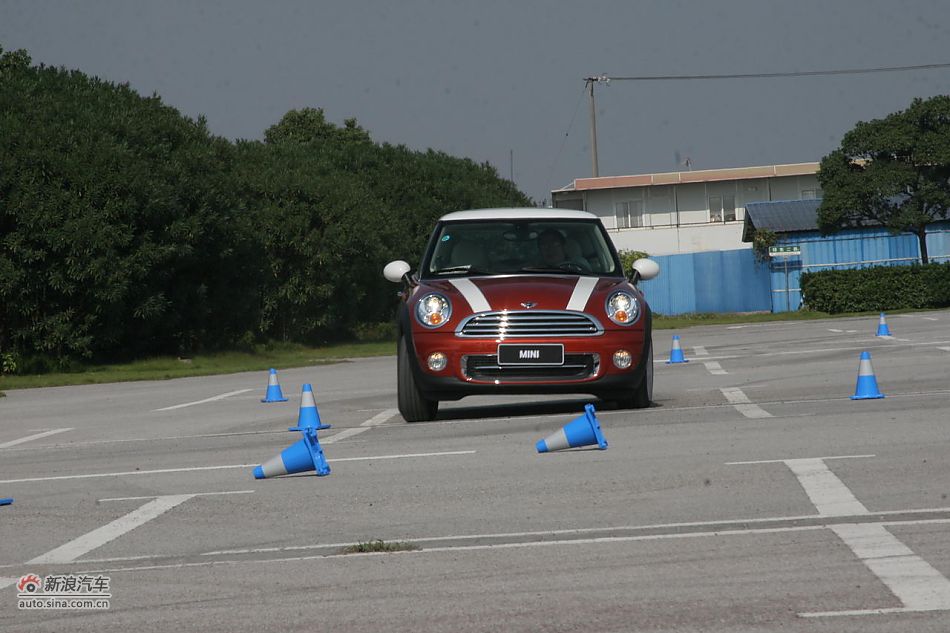 2011MINI Cooper̬