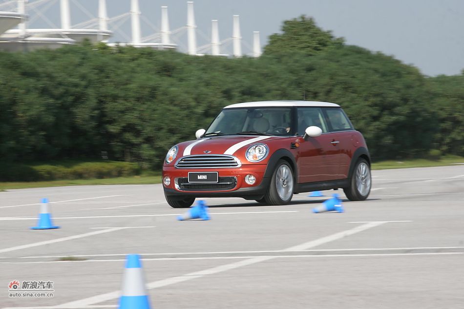 2011MINI Cooper̬