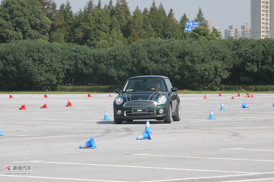 2011MINI Cooper̬