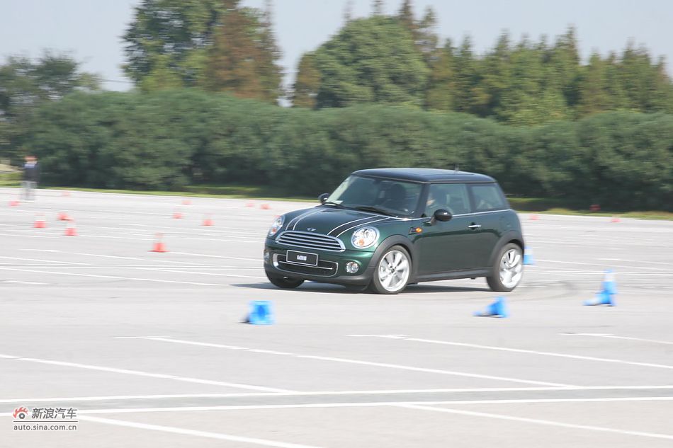 2011MINI Cooper̬