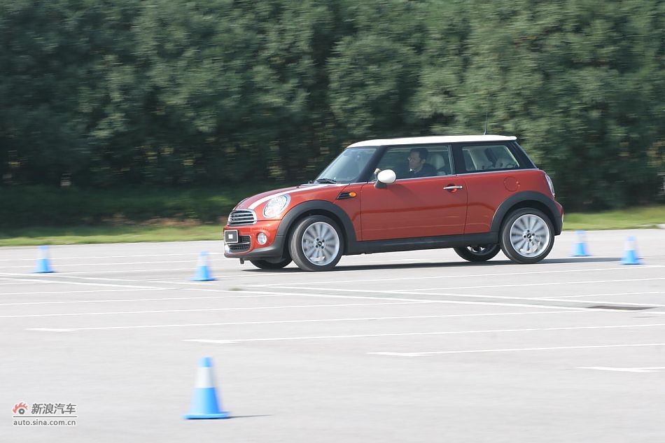 2011MINI Cooper̬