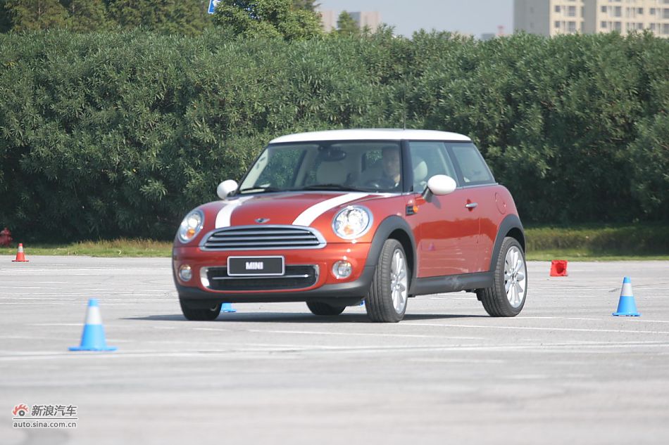 2011MINI Cooper̬