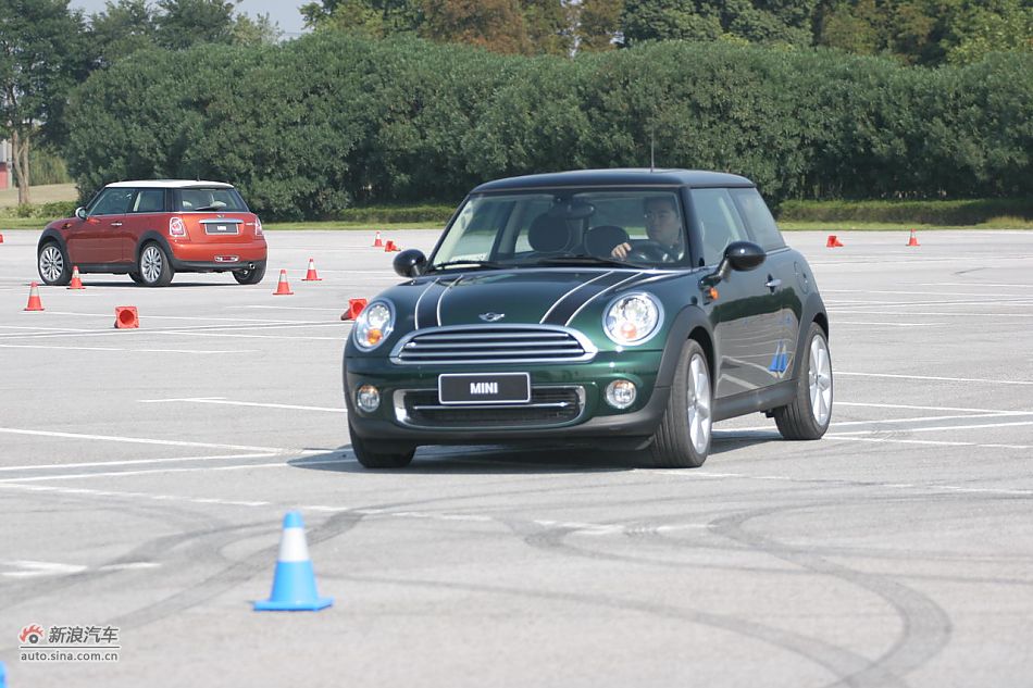 2011MINI Cooper̬