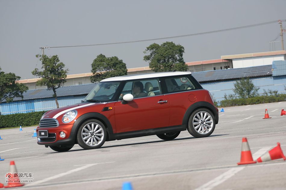 2011MINI Cooper̬