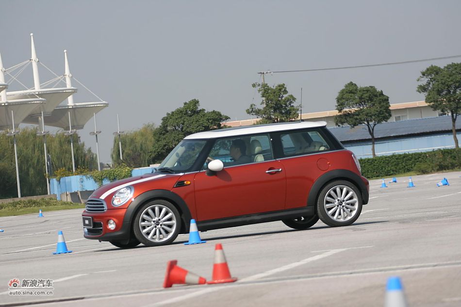 2011MINI Cooper̬