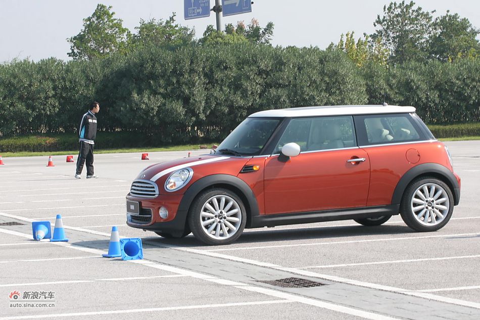 2011MINI Cooper̬