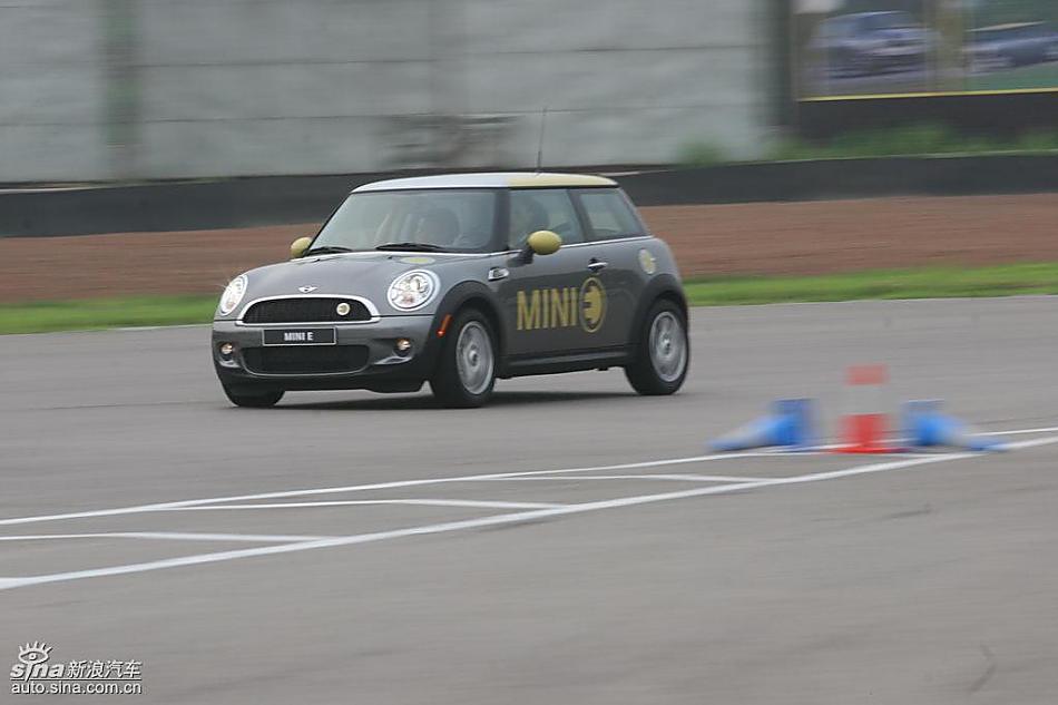 MINI E̬