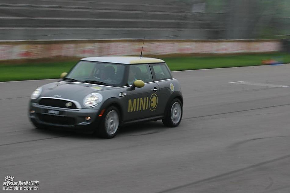 MINI E̬