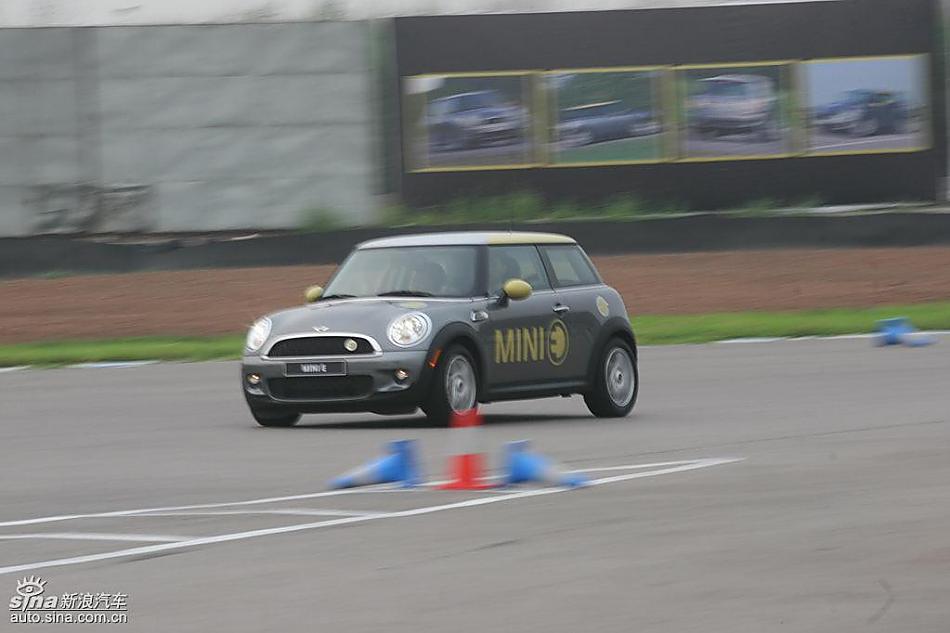 MINI E̬