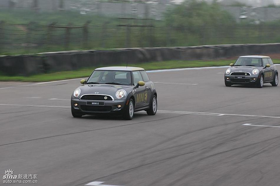 MINI E̬
