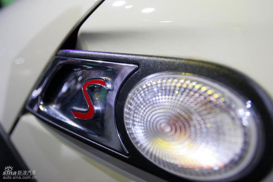 MINI Cooper漰Cooper S