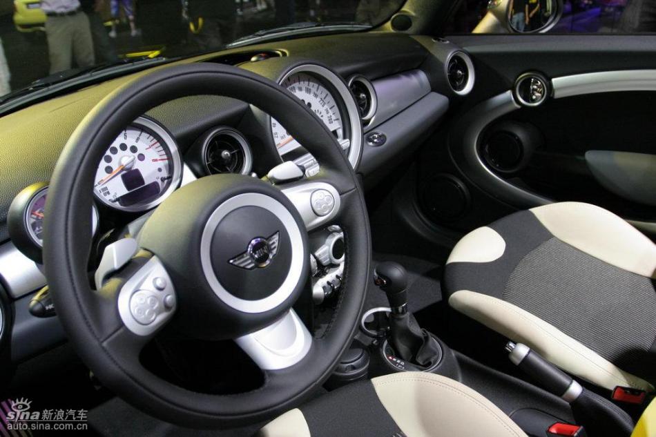 MINI Cooper漰Cooper S