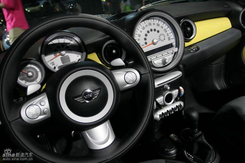MINI Cooper漰Cooper S