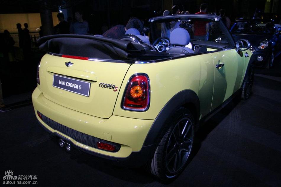 MINI Cooper漰Cooper S