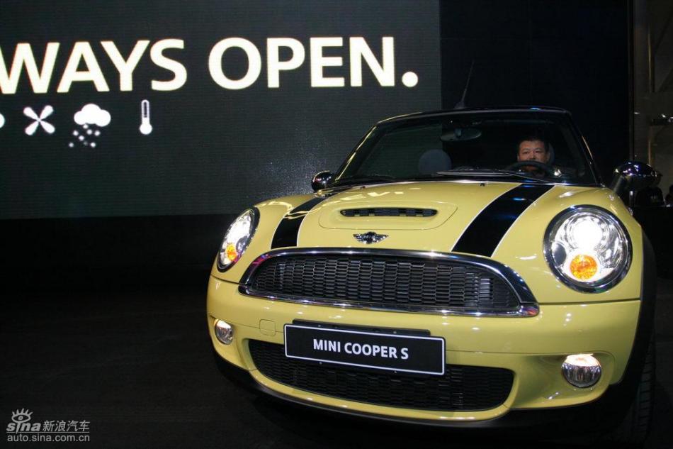 MINI Cooper漰Cooper S