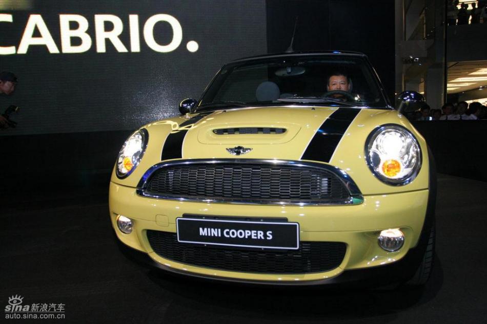 MINI Cooper漰Cooper S