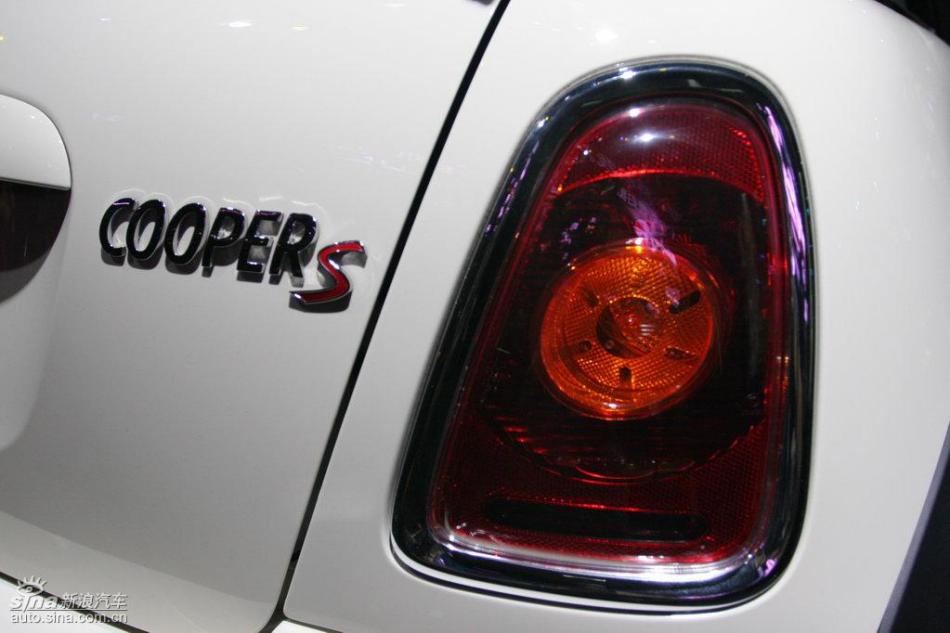MINI Cooper漰Cooper S
